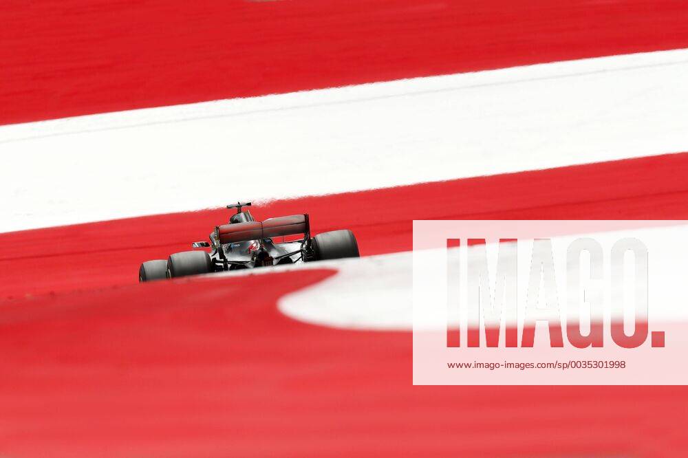 Motorsports: FIA Formula One World Championship WM Weltmeisterschaft 2018, Grand Prix of Austria, 44 Lewis Hamilton (GBR, Mercedes AMG Petronas Motorsport), Spielberg Austria