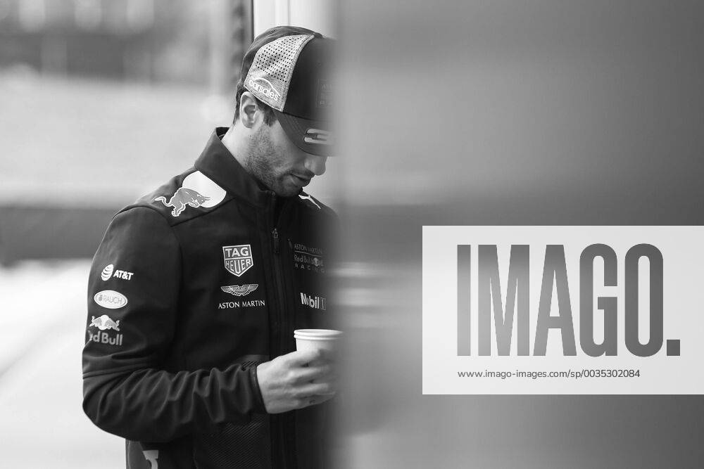 FORMULA 1 - GP of Austria 2018 SPIELBERG,AUSTRIA,29.JUN.18 - MOTORSPORTS, FORMULA 1 - Grand Prix of Austria, Red Bull Ring, free practice. Image shows Daniel Ricciardo (AUS Red Bull Racing). GEPAxpictures xDanielxGoetzhaber