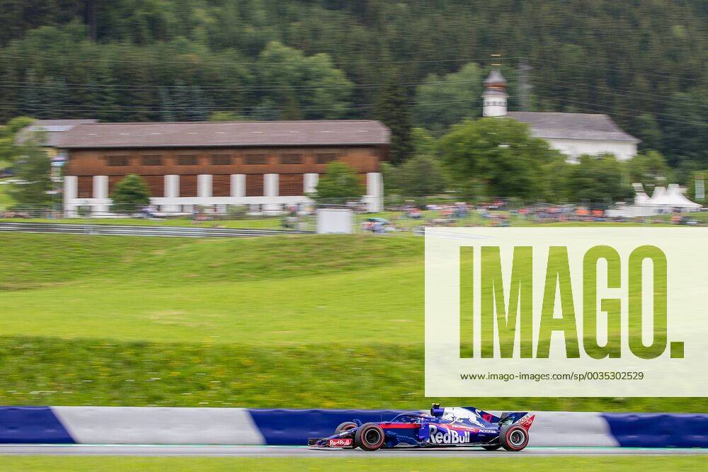 Red Bull Ring Spielberg AUT FIA Formula 1 Grand Prix of Austria Training im Bild Pierre Gasly FRA Toro Rosso French Formula One driver Pierre Gasly of Toro Rosso during the Austrian FIA Formula One Grand Prix at the Red Bull Ring in Spielberg France on 2018 06 28 Spielberg EX_ANG