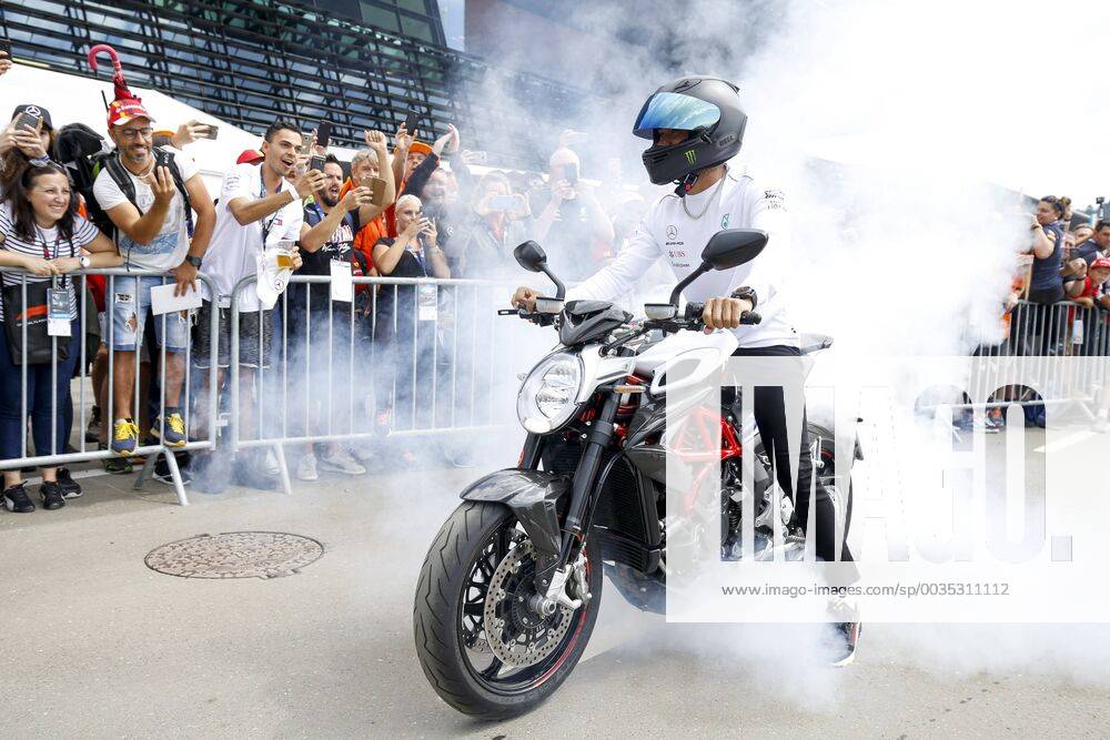 Motorsports: FIA Formula One World Championship WM Weltmeisterschaft 2018, Grand Prix of Austria, 44 Lewis Hamilton (GBR, Mercedes AMG Petronas Motorsport), Spielberg Austria