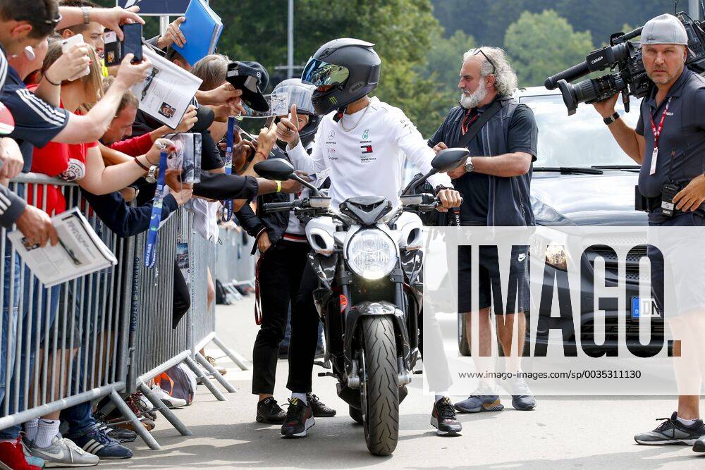 Motorsports: FIA Formula One World Championship WM Weltmeisterschaft 2018, Grand Prix of Austria, 44 Lewis Hamilton (GBR, Mercedes AMG Petronas Motorsport), Spielberg Austria
