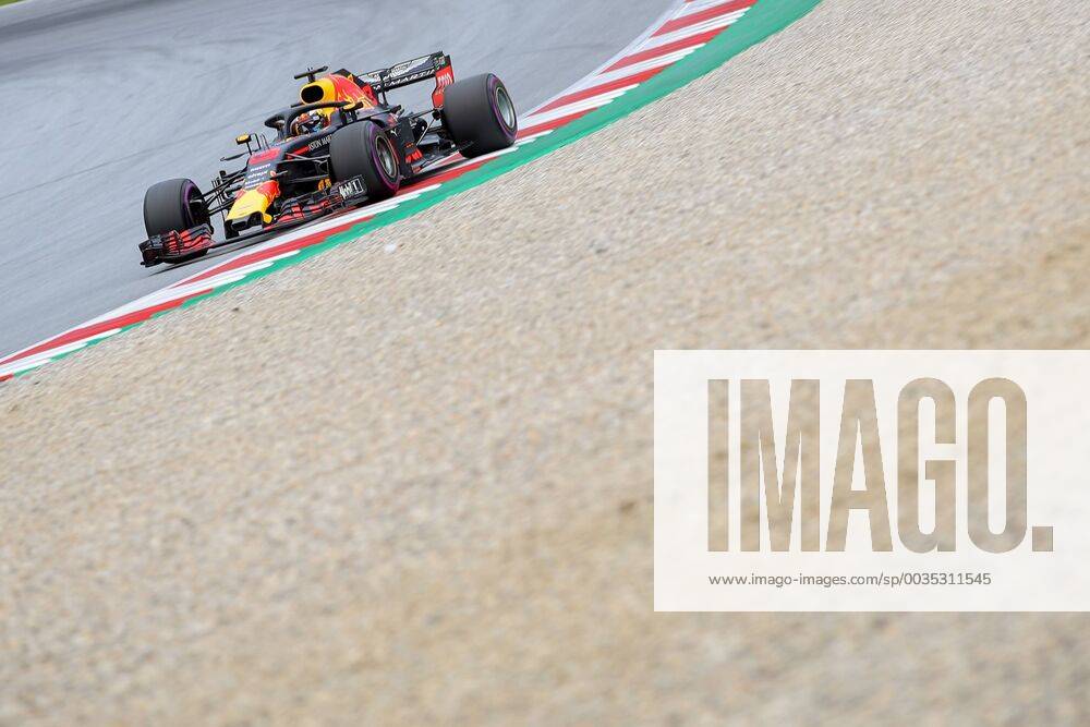 FORMULA 1 - GP of Austria 2018 SPIELBERG,AUSTRIA,30.JUN.18 - MOTORSPORTS, FORMULA 1 - Grand Prix of Austria, Red Bull Ring, free practice. Image shows Daniel Ricciardo (AUS Red Bull Racing). GEPAxpictures xChristianxWalgram