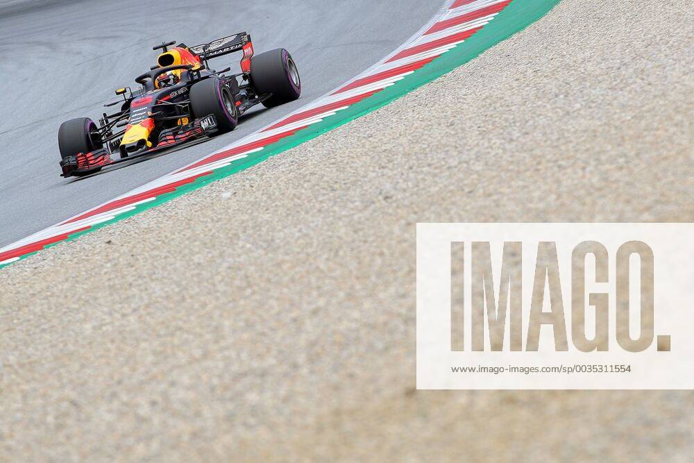 FORMULA 1 - GP of Austria 2018 SPIELBERG,AUSTRIA,30.JUN.18 - MOTORSPORTS, FORMULA 1 - Grand Prix of Austria, Red Bull Ring, free practice. Image shows Daniel Ricciardo (AUS Red Bull Racing). GEPAxpictures xChristianxWalgram