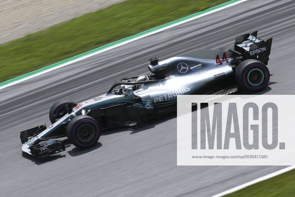 FORMULA 1 - GP of Austria 2018 SPIELBERG,AUSTRIA,30.JUN.18 - MOTORSPORTS, FORMULA 1 - Grand Prix of Austria, Red Bull Ring, free practice. Image shows Lewis Hamilton (GBR Mercedes). GEPAxpictures xWolfgangxGrebien