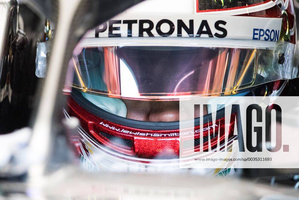 FORMULA 1 - GP of Austria 2018 SPIELBERG,AUSTRIA,30.JUN.18 - MOTORSPORTS, FORMULA 1 - Grand Prix of Austria, Red Bull Ring, free practice. Image shows Lewis Hamilton (GBR Mercedes). GEPAxpictures xDanielxGoetzhaber