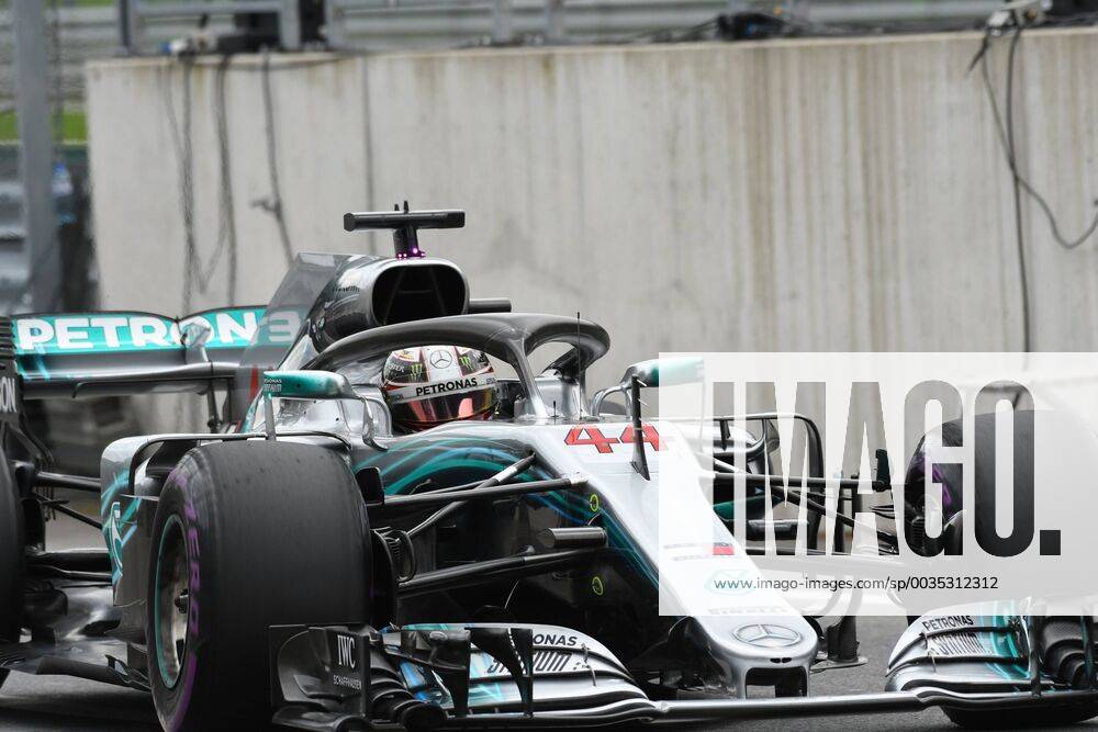 Lewis Hamilton Mercedes AMG Petronas Motorsport enters the pits Formula 1 Grand Prix of Austria Red Bull Ring 30 06 2018 Formula 1 Grand Prix of Austria Red Bull Ring 30 06 2018 Spielberg