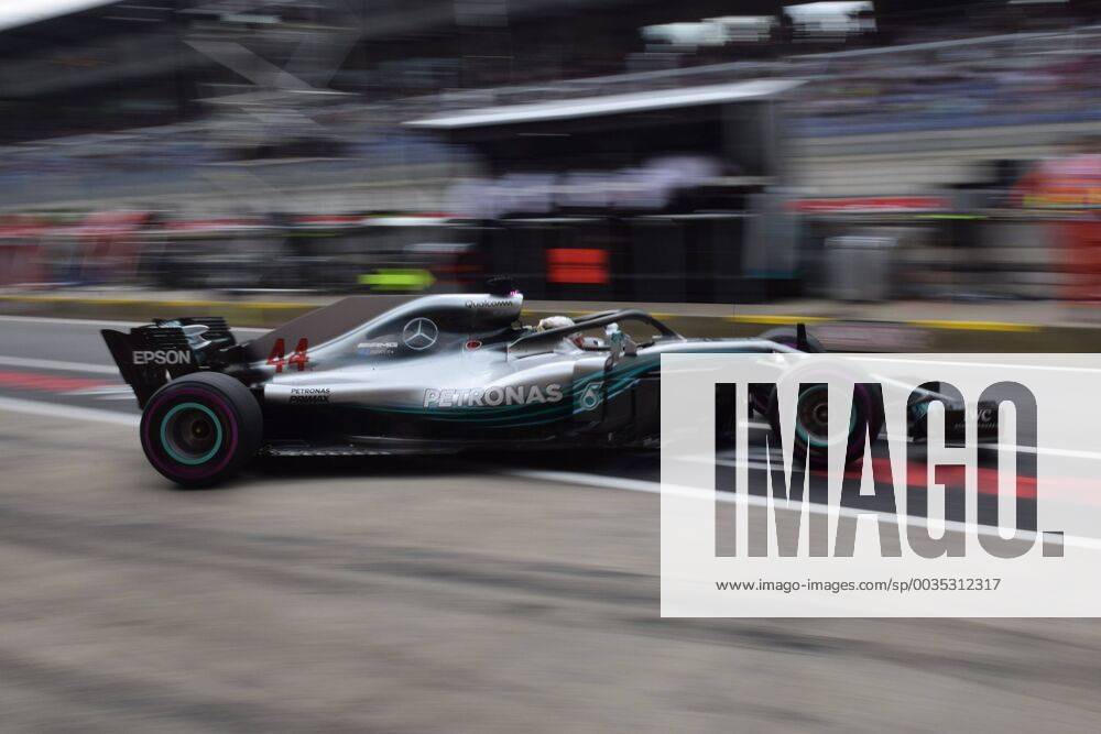 Lewis Hamilton Mercedes AMG Petronas Motorsport leaves the pits Formula 1 Grand Prix of Austria Red Bull Ring 30 06 2018 Formula 1 Grand Prix of Austria Red Bull Ring 30 06 2018 Spielberg
