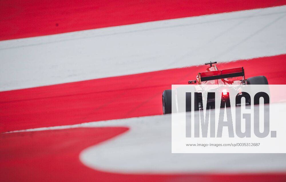 Red Bull Ring Spielberg AUT FIA Formula 1 Grand Prix of Austria Training im Bild Sebastian Vettel GER Scuderia Ferrari German Formula One driver Sebastian Vettel of Scuderia Ferrari during the Austrian FIA Formula One Grand Prix at the Red Bull Ring in Spielberg Spielberg EP_fei