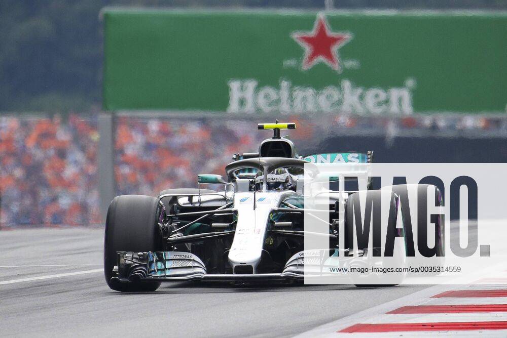 FORMULA 1 - GP of Austria 2018 SPIELBERG,AUSTRIA,30.JUN.18 - MOTORSPORTS, FORMULA 1 - Grand Prix of Austria, Red Bull Ring, free practice. Image shows Valtteri Bottas (FIN Mercedes). GEPAxpictures xWolfgangxGrebien