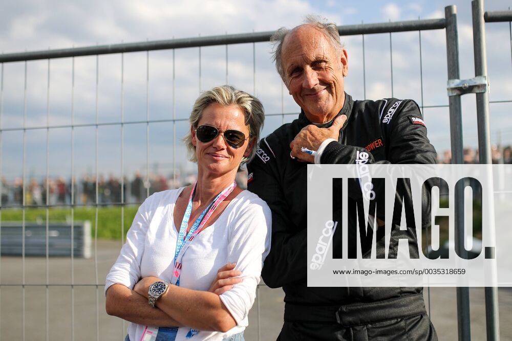 FORMULA 1 - GP of Austria 2018 SPIELBERG,AUSTRIA,30.JUN.18 - MOTORSPORTS - Grand Prix of Austria, Red Bull Ring, legends parade. Image shows Hans-Joachim Stuck (Porsche 956) with wife. GEPAxpictures Klansek