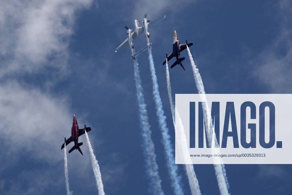 MOTORSPORTS - The Flying Bulls Air Show SPIELBERG,AUSTRIA,01.JUL.18 - MOTORSPORTS - The Flying Bulls Air Show. Image shows an airshow. GEPAxpictures xAndreasxPranter