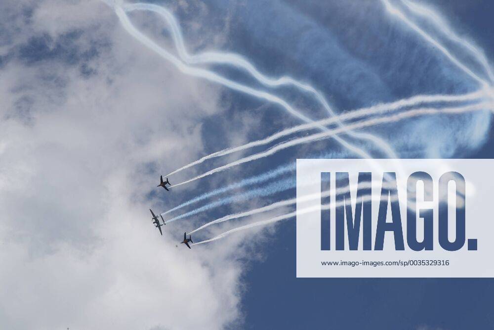 MOTORSPORTS - The Flying Bulls Air Show SPIELBERG,AUSTRIA,01.JUL.18 - MOTORSPORTS - The Flying Bulls Air Show. Image shows an airshow. GEPAxpictures xAndreasxPranter