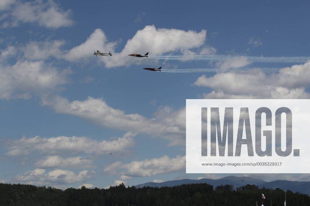 MOTORSPORTS - The Flying Bulls Air Show SPIELBERG,AUSTRIA,01.JUL.18 - MOTORSPORTS - The Flying Bulls Air Show. Image shows an airshow. GEPAxpictures xAndreasxPranter