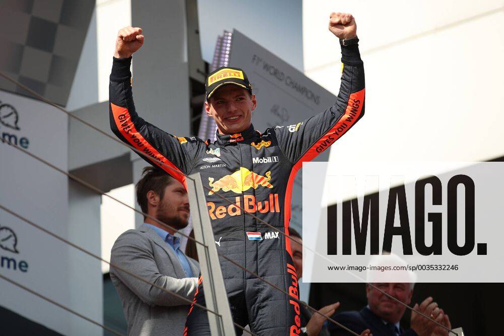 FORMULA 1 - GP of Austria 2018 SPIELBERG,AUSTRIA,01.JUL.18 - MOTORSPORTS - Grand Prix of Austria, Red Bull Ring. Image shows the rejoicing of Max Verstappen (NED Aston Martin Red Bull Racing). GEPAxpictures xChristianxWalgram