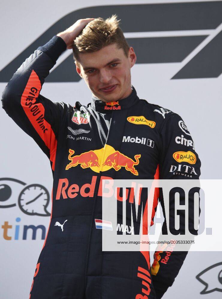 FORMULA 1 - GP of Austria 2018 SPIELBERG,AUSTRIA,01.JUL.18 - MOTORSPORTS - Grand Prix of Austria, Red Bull Ring. Image shows the rejoicing of Max Verstappen (NED Red Bull Racing), Sebastian Vettel (GER Ferrari), Marcel Hirscher (AUT), Maglena Krumova (eyetime international), Andreas Gabalier and governor Hermann Schuetzenhoefer (Styria). GEPAxpictures xWolfgangxGrebien
