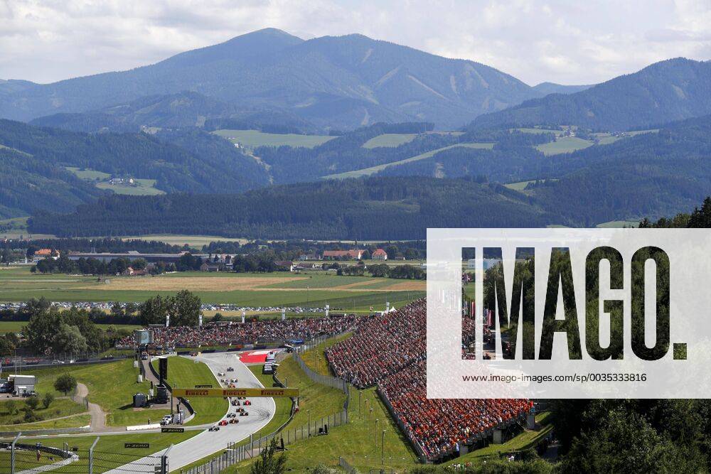 Motorsports: FIA Formula One World Championship WM Weltmeisterschaft 2018, Grand Prix of Austria, Start, 44 Lewis Hamilton (GBR, Mercedes AMG Petronas Motorsport), 7 Kimi Raikkonen (FIN, Scuderia Ferrari), 33 Max Verstappen (NLD, Aston Martin Red Bull Racing), Spielberg Austria