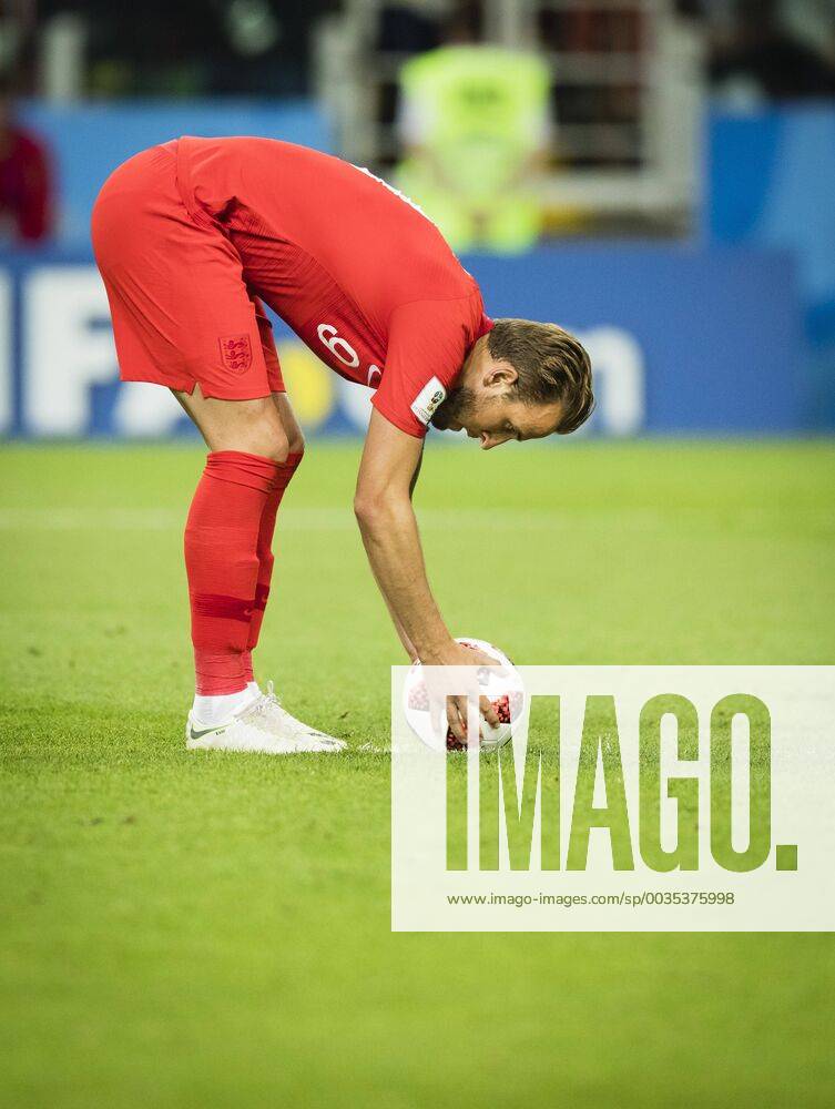 Moscow 03 07 2018 Penalty Harry Kane England puts the ball on the penalty spot England Colombia