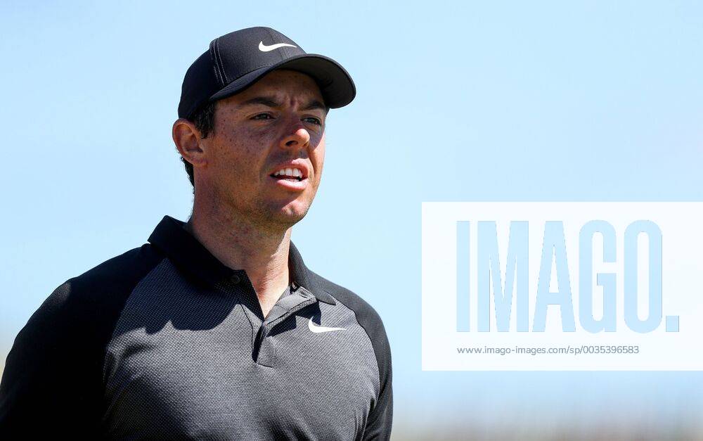2018 Dubai Duty Free Irish Open - Day 2, Ballyliffin Golf Club, Co. Donegal 6 7 2018 Rory McIlroy on the 18th green Rory McIlroy on the 18th green 6 7 2018