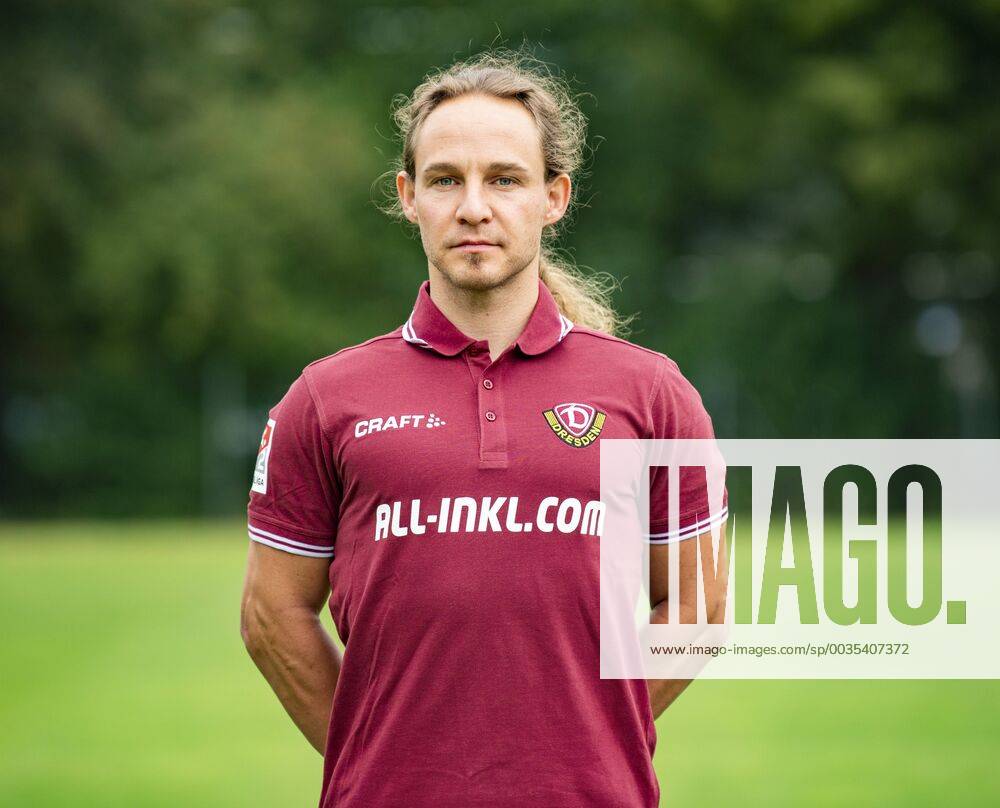 Portrait SPIELER SG Dynamo Dresden 2 BL Portrait Appearance Season 2018 2019 Friday 06 07 2018 Physiotherapist Tobias Lange RM001