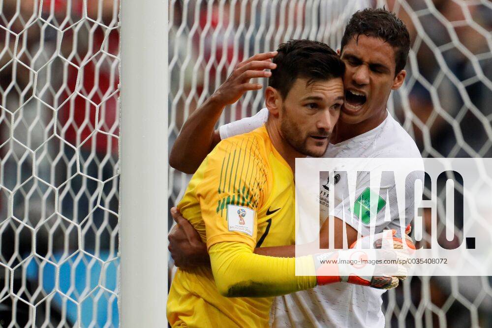 Hugo Lloris (L) and Raphael Varane of France national team Nationalteam during the 2018 FIFA World Cup WM Weltmeisterschaft Fussball Russia Quarter Final match between Uruguay and France at Nizhny Novgorod Stadium on July 6, 2018 in Nizhny Novgorod, Russia. WCS, SPO, SOC