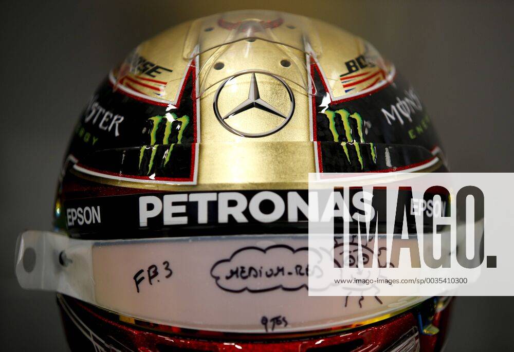 Motorsports: FIA Formula One World Championship WM Weltmeisterschaft 2018, Grand Prix of Great Britain, helmet of 44 Lewis Hamilton (GBR, Mercedes AMG Petronas Motorsport), Silverstone Great Britain
