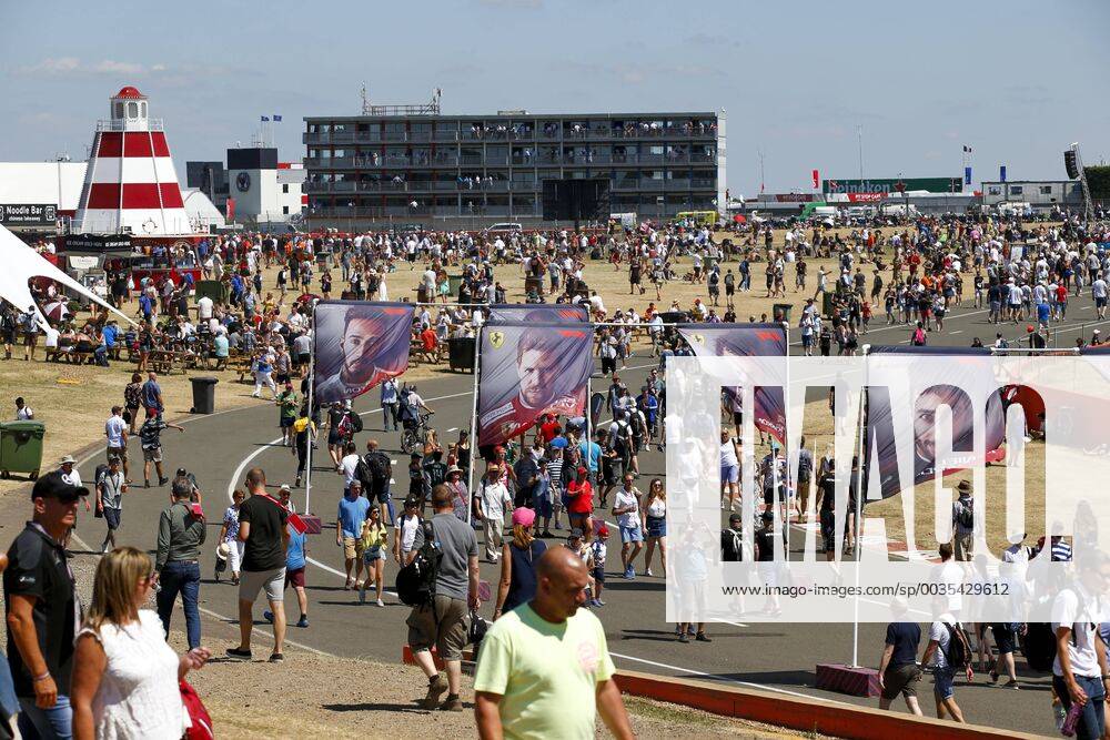Motorsports: FIA Formula One World Championship WM Weltmeisterschaft 2018, Grand Prix of Great Britain, Fans, Paddock Silverstone Great Britain