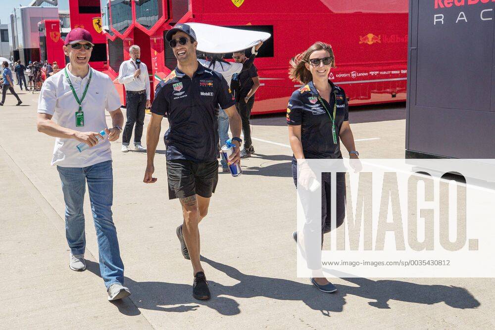 Daniel Ricciardo Red Bull Racing Centerpiece GBR FIA Formula 1 Grand Prix of Great Britain Race Silverstone