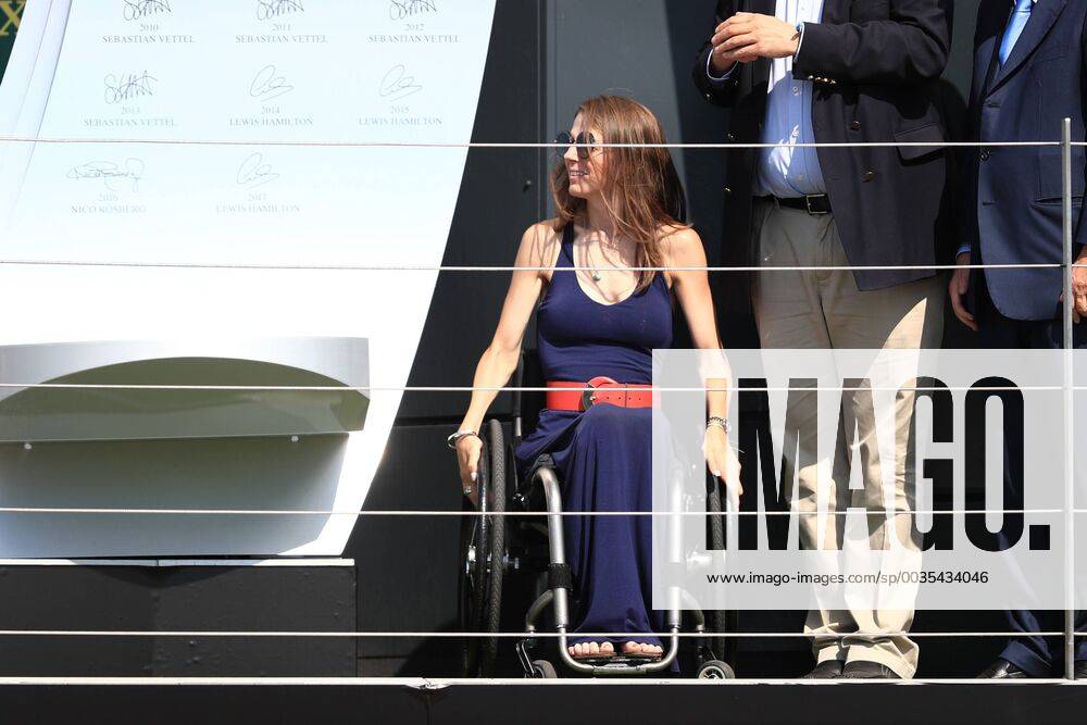 8th July 2018, Silverstone Circuit, Silverstone, England; British Formula One Grand Prix, Race Day; Presenter VIP Porsche driver Nathalie McGloin ActionPlus12045581 Octane