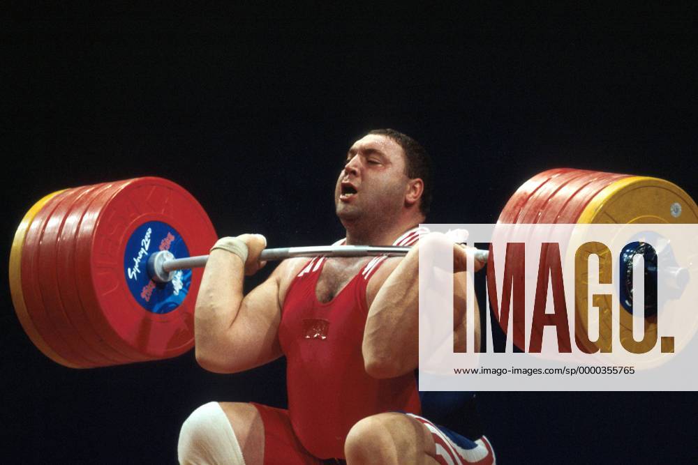 Ashot Danielyan (Armenien) - Stoßen Gewichtheben OS Sommer Herren Olympische Sommerspiele 2000, Olympia, Olympiade, Spiele, Klasse über 105kg, 105 kg, Kilogramm Einzelbild Convention and Exhibition Centre Sydney Anstrengung, Kraft,
