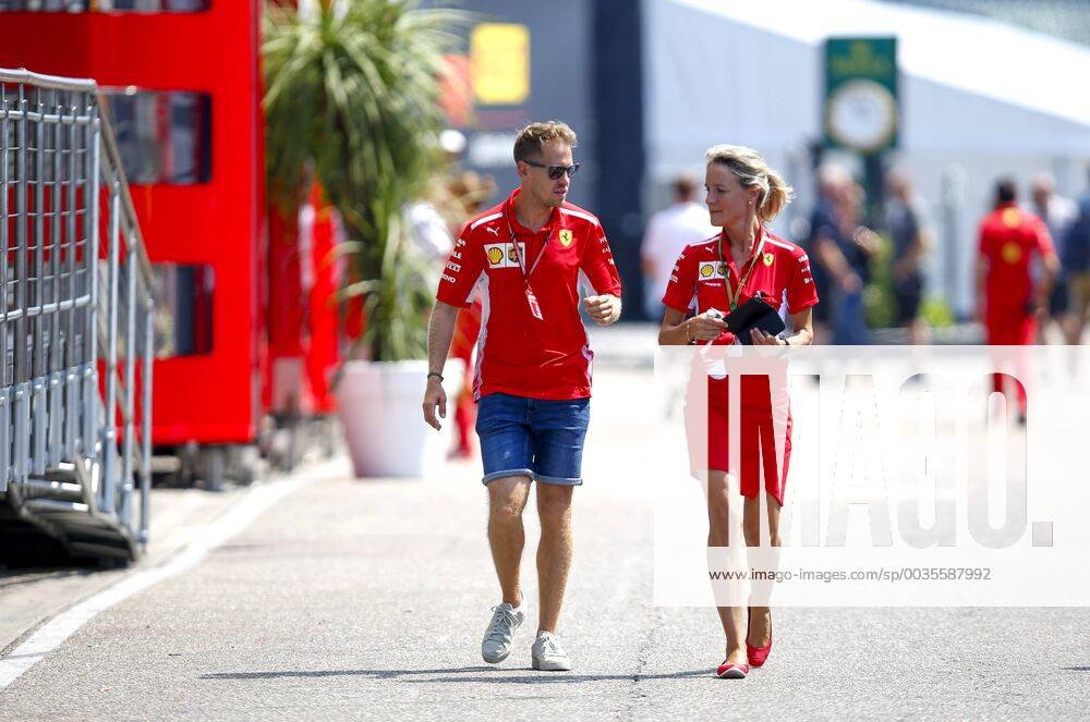 Motorsports: FIA Formula One World Championship WM Weltmeisterschaft 2018, Grand Prix of Germany, 5 Sebastian Vettel (GER, Scuderia Ferrari), Britta Roeske (GER, Scuderia Ferrari), Hockenheim Germany