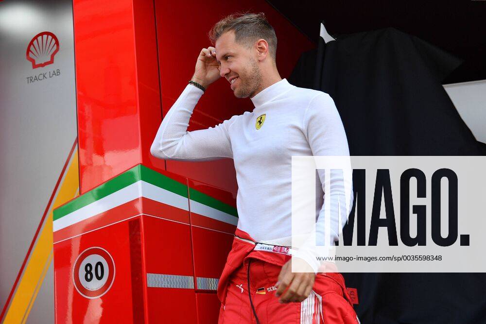 Sebastian VETTEL GER Scuderia Ferrari action single image truncated single motive half figure half figure training Formula 1 GP of GermanyGermany Hockenheimring season 2018 on 20 07 2018