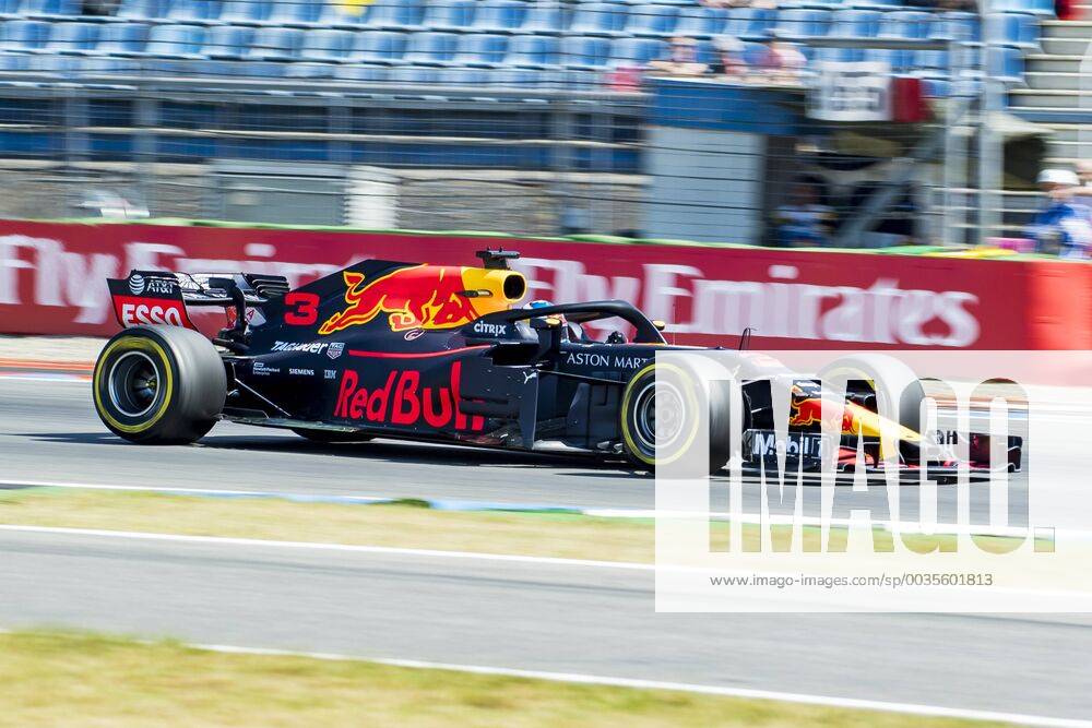 Motorsport Formula 1 season 2018 2019 Training on Friday 20 07 2018 at the Hockenheimring in Hockenheim Germany Daniel Ricciardo Aston Martin Red Bull Racing turns into the start and finish straight