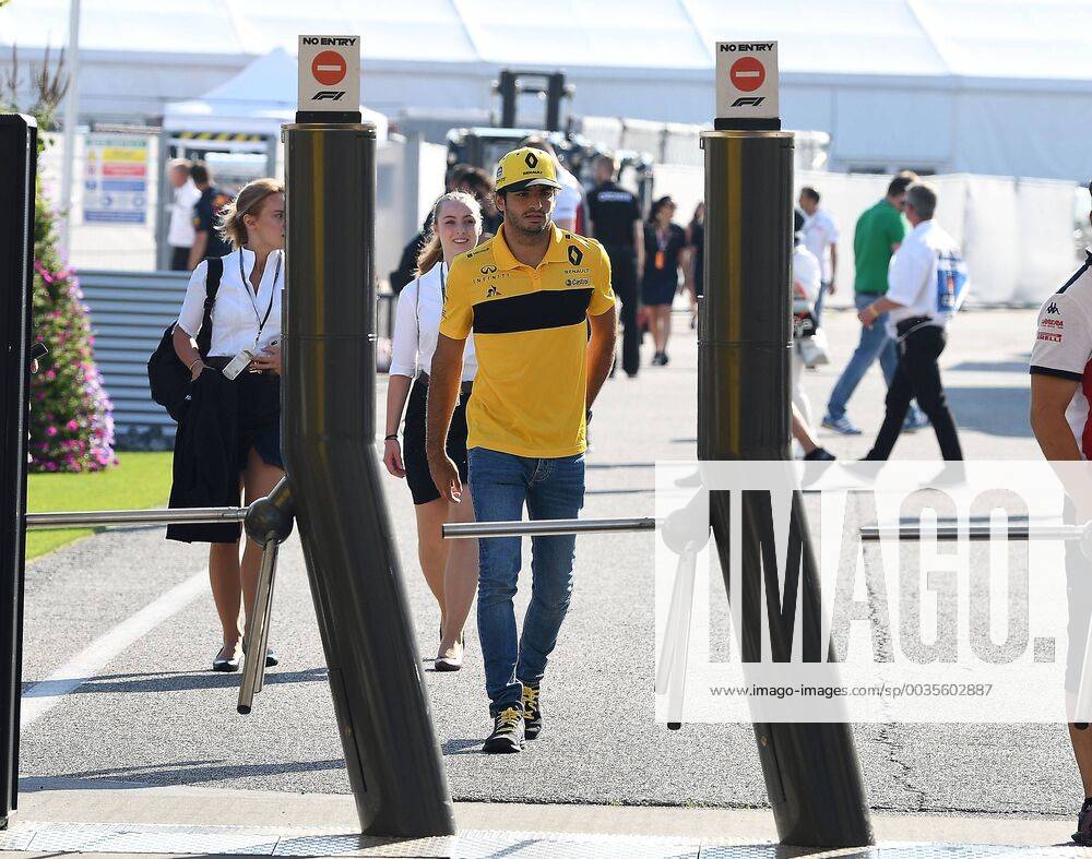 Formula 1 Grand Prix of Germany Grand Prix of Germany 1 Free practice 2018 v l Carlos Sainz jr Renault Hockenheim