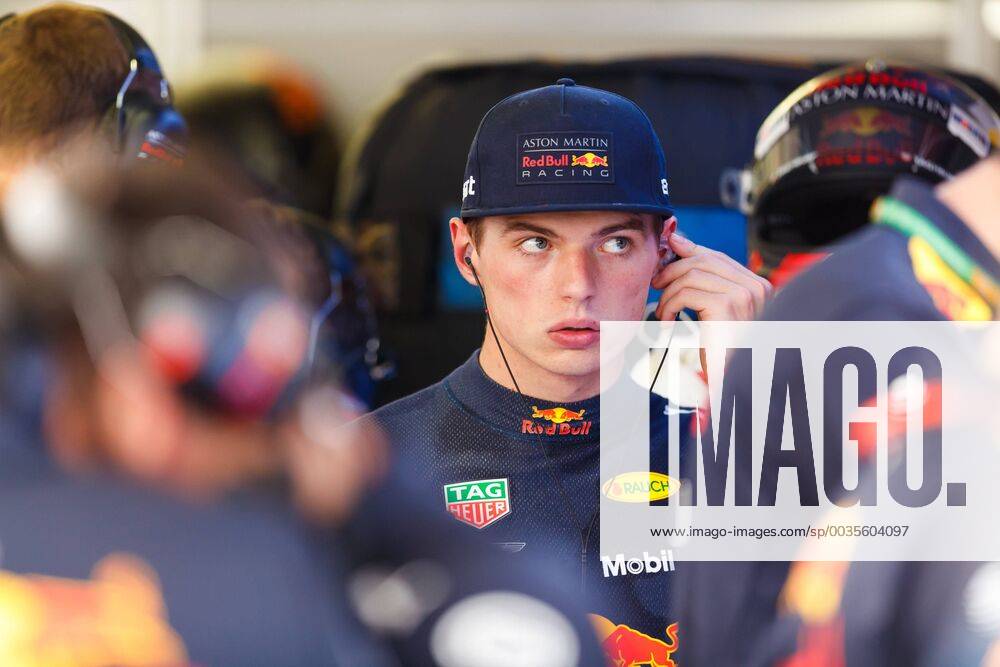 Max Verstappen Red Bull Racing in the box Grand Prix of Germany 2018 Motorsport Formula 1 20 07 2018 German Grand Prix 2018 Motorsport Formula 1 20 07 2018 Hockenheim