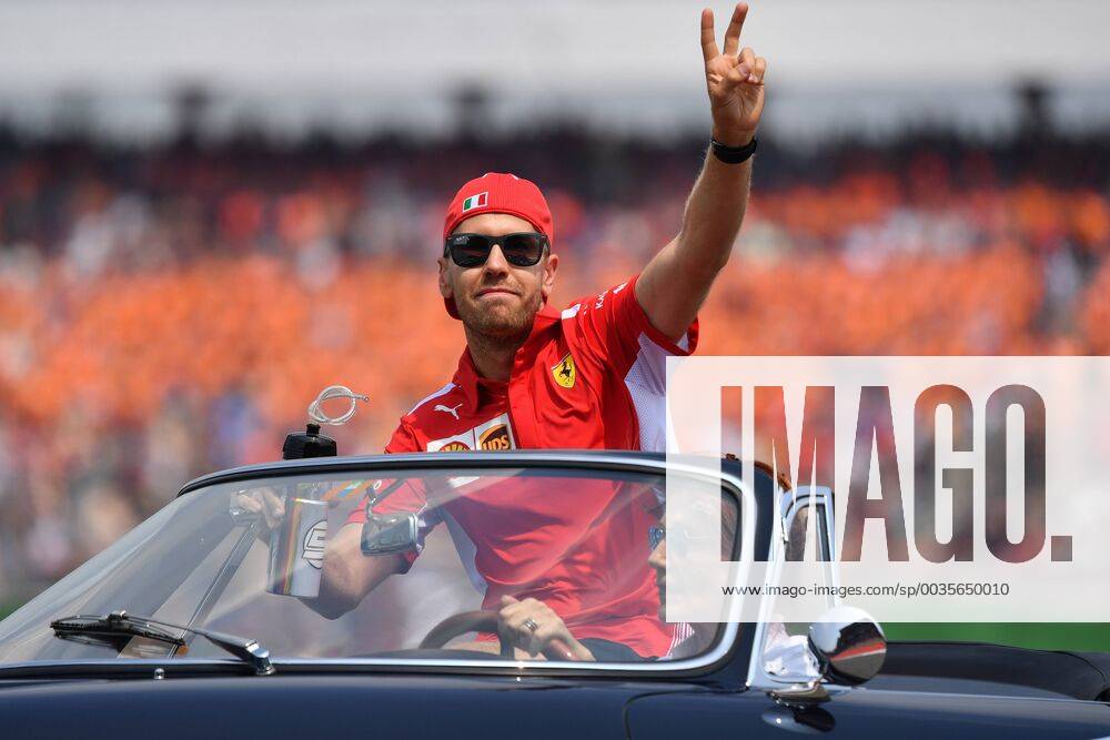 Sebastian VETTEL GER Scuderia Ferrari beckons waving waving Driver parade sitting in a convertible Formula 1 GP of Germany race Hockenheimring season 2018 on 22 07 2018