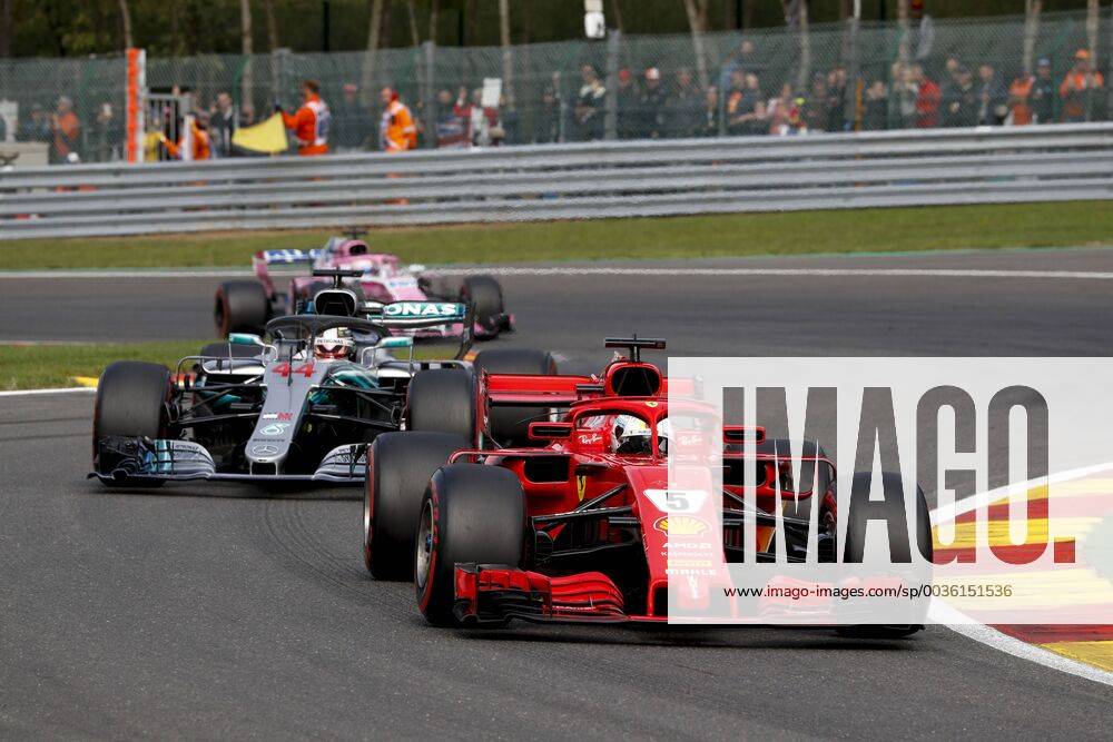 Motorsports: FIA Formula One World Championship WM Weltmeisterschaft 2018, Grand Prix of Belgium, 5 Sebastian Vettel (GER, Scuderia Ferrari), 44 Lewis Hamilton (GBR, Mercedes AMG Petronas Motorsport), Spa-Francorchamps Belgium