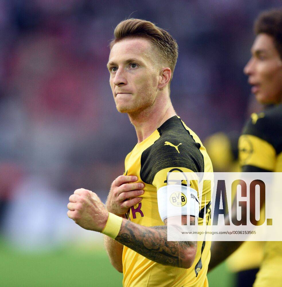 Borussia Dortmund Rasenballsport Leipzig 26 08 2018 Marco Reus BvB celebrates his goal for the 4 1 DFL REGULATIONS PROHIBIT ANY USE OF PHOTOGRAPHS AS IMAGE SEQUENCES AND OR QUASI VIDEO HM