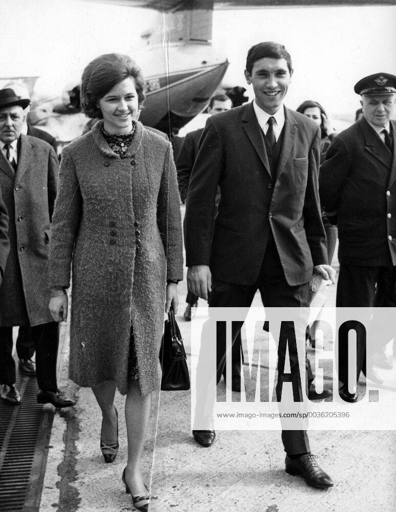 - ZAVENTEM, BELGIUM (FILE) : This file picture dated 20 March 1967 shows Belgian cyclist Eddy Merckx with his fiancee at Brussels Airport. He was returning from San Remo - Milan cycling competition. He was victorious. ARCHIVES x85201113stx