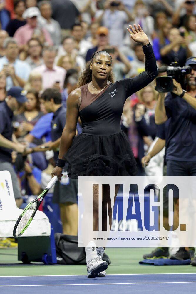 (180901) -- NEW YORK, Sept. 1, 2018 (Xinhua) -- Serena Williams of United States gestures to spectators after winning the women s singles third round match against Venus Williams at the 2018 US Open in New York, the United States, Aug. 31, 2018. Serena Williams won 2-0. (Xinhua Li Muzi) (SP)US-NEW YORK-TENNIS-US OPEN-WOMEN S SINGLES
