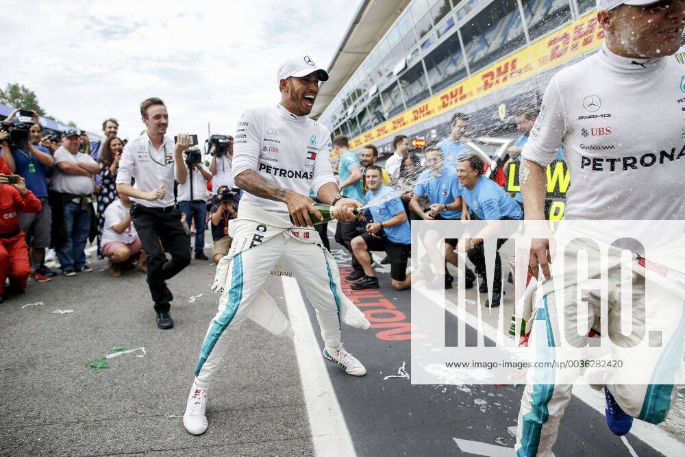 Motorsports: FIA Formula One World Championship WM Weltmeisterschaft 2018, Grand Prix of Italy, 44 Lewis Hamilton (GBR, Mercedes AMG Petronas Motorsport), 77 Valtteri Bottas (FIN, Mercedes AMG Petronas Motorsport), Monza Italy