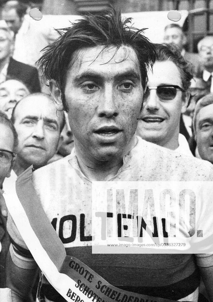 Eddy Merckx wins the competition in Schoten. (BELGA ARCHIVES) x85219395stx