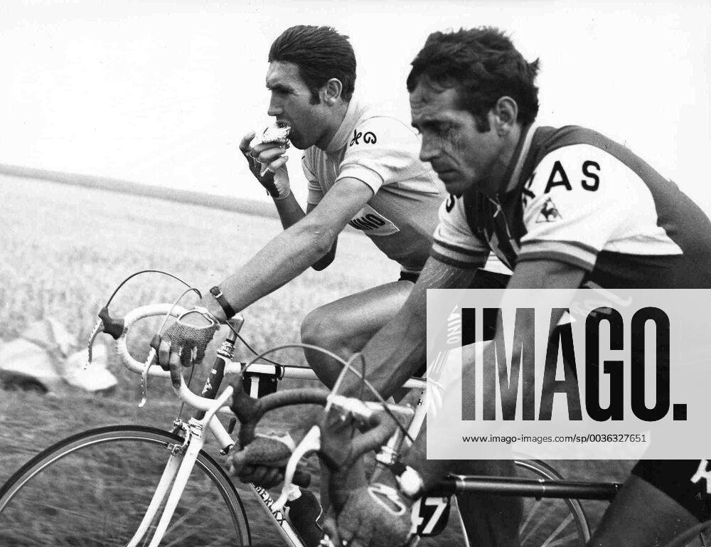 Cyclist Eddy Merckx (L) in action (BELGA ARCHIVES) x85224576stx