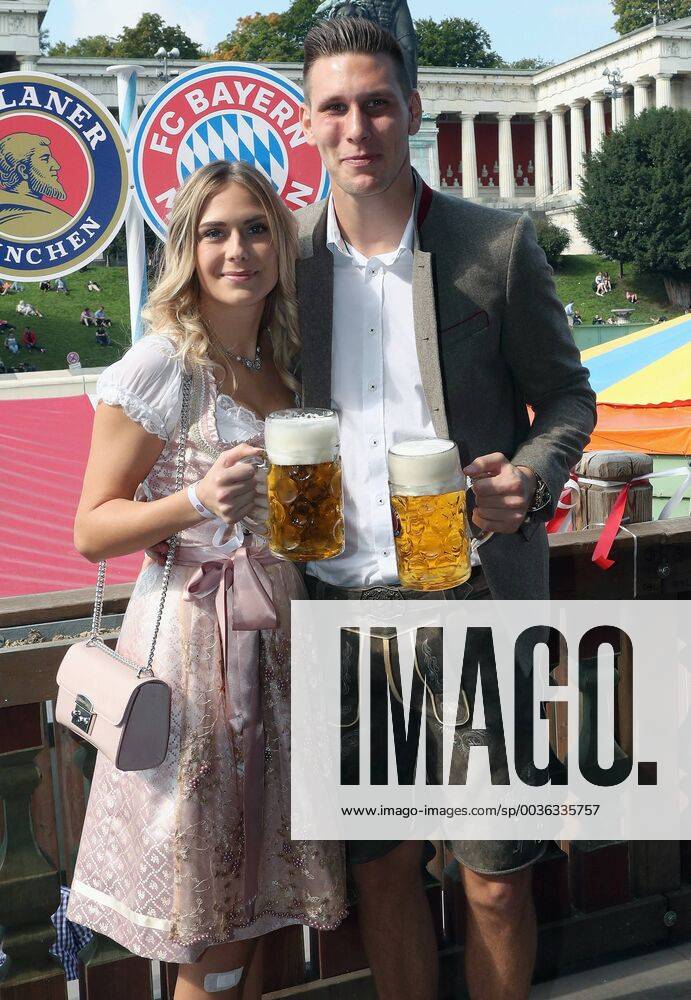 Niklas Süle with Ms. Melissa Halter visiting FC Bayern Muenchen at Oktoberfest 2017 Niklas Süle with Ms. Melissa Halter visiting FC Bayern Muenchen at Oktoberfest 2017