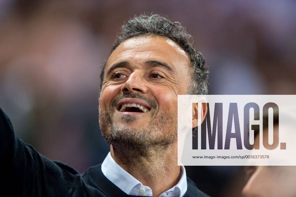 Luis Enrique Head Coach of Spain during the UEFA Nation League, Group 4, League A match between England and Spain at Wembley Stadium, London, England on 8 September 2018. Salvio Calabrese Soccer: England v Spain.UEFA Nation League Group Stage.8 9 2018 - ZUMAa181 20180908_zaa_a181_073