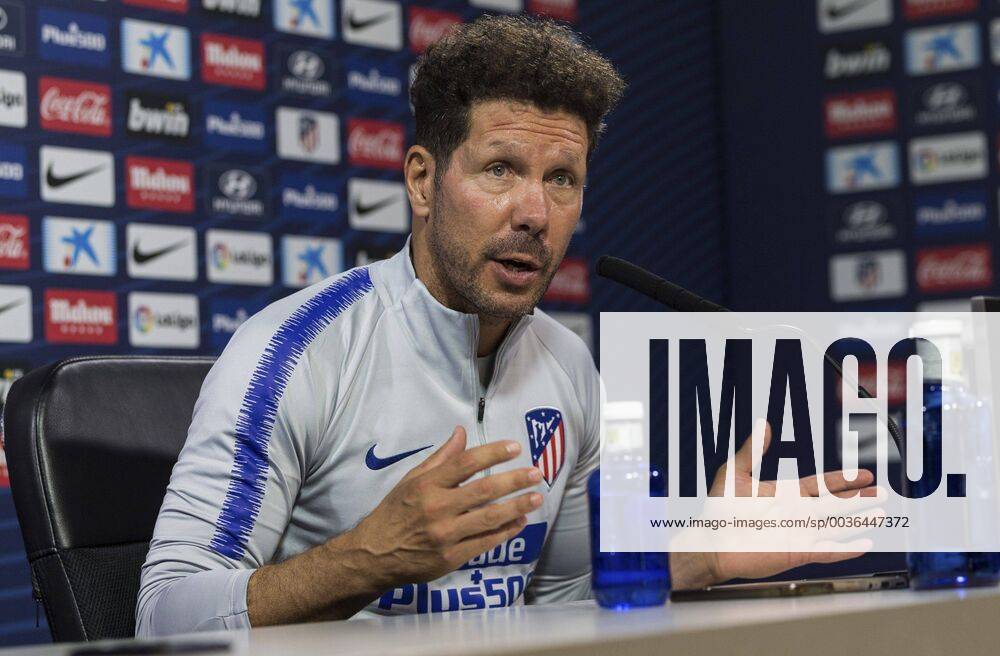Atletico Madrid s Argentinian head coach, Diego Pablo Simeone, during a press conference PK Pressekonferenz held at the end of a team s training session at Majadahonda Sports City in Madrid, Spain, 14 September 2018. Atletico Madrid will face Eibar in a Spanish Primera Division soccer match the upcoming 15 September. Press conference !ACHTUNG: NUR REDAKTIONELLE NUTZUNG!