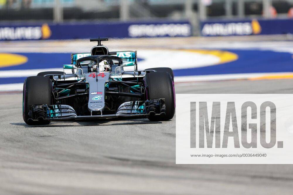 14th September 2018, Marina Bay Street Circuit, Singapore; Formula One Grand Prix of Singapore, Friday free practice; Mercedes AMG Petronas driver Lewis Hamilton ActionPlus12062006 StephenxBlackberry