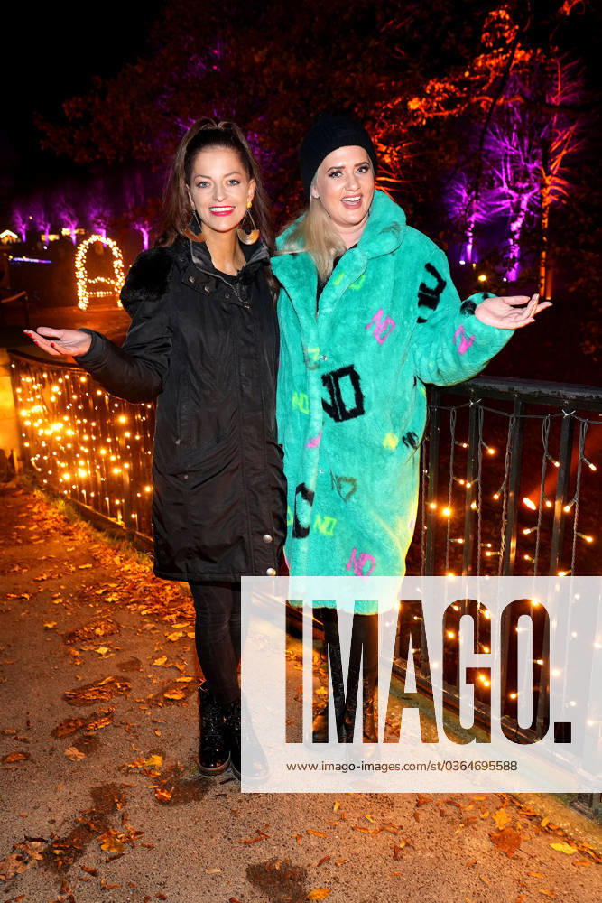 Xenia Princess of Saxony and Sarah Knappik at the opening of Christmas at the Tierpark am Schloss Friedrichsfelde on 15 11 2023 in Berlin Opening of Christmas at the Tierpark in Berlin