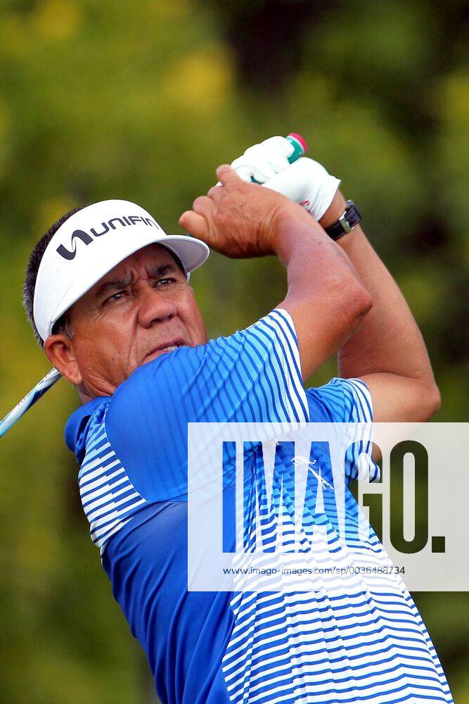 Grand Blanc, Michigan, United States - Esteban Toledo of Mexicali, Mexico hits from the 13th tee during the second round of the The Ally Challenge golf tournament presented by McLaren at Warwick Hills Golf & Country Club in Grand Blanc, MI, USA Saturday, September 15, 2018. The Ally Challenge 2018 - ZUMAn230 20180915_zaa_n230_1096