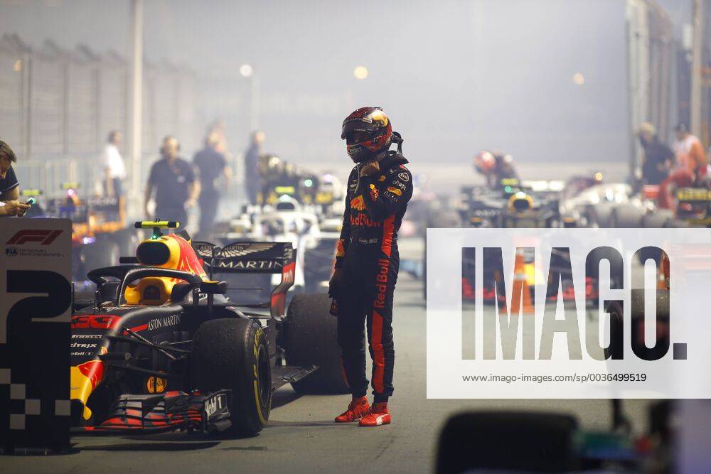 Motorsports: FIA Formula One World Championship WM Weltmeisterschaft 2018, Grand Prix of Singapore, 33 Max Verstappen (NLD, Aston Martin Red Bull Racing), Singapore Singapore