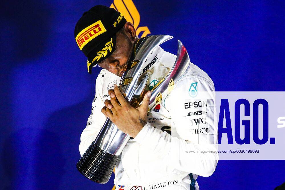 Motorsports: FIA Formula One World Championship WM Weltmeisterschaft 2018, Grand Prix of Singapore, 44 Lewis Hamilton (GBR, Mercedes AMG Petronas Motorsport), Singapore Singapore